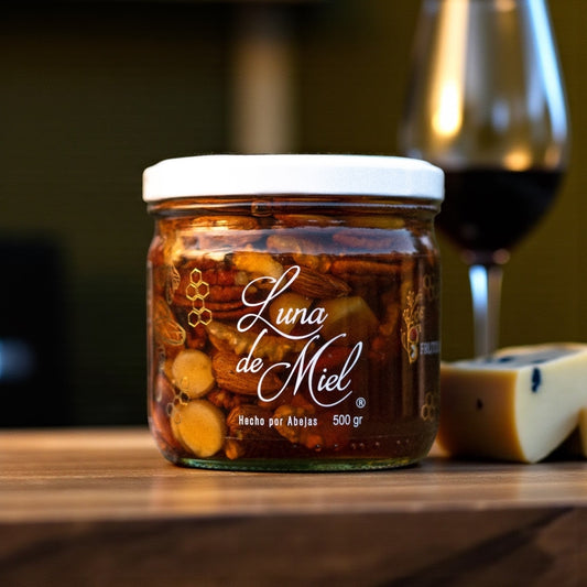 Miel con frutos secos