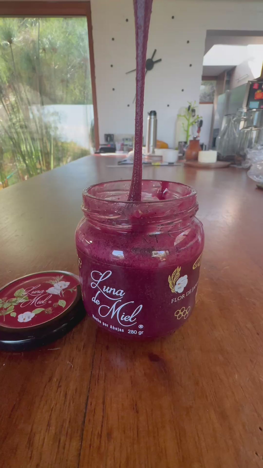 miel natural con flor de jamaica